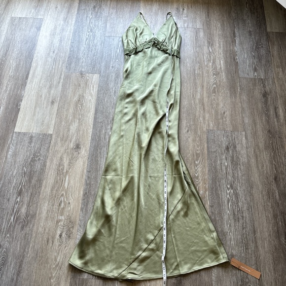 Reformation NWT Madrigal Artichoke Green Satin Maxi Slip Dress Size S - Picture 12 of 15